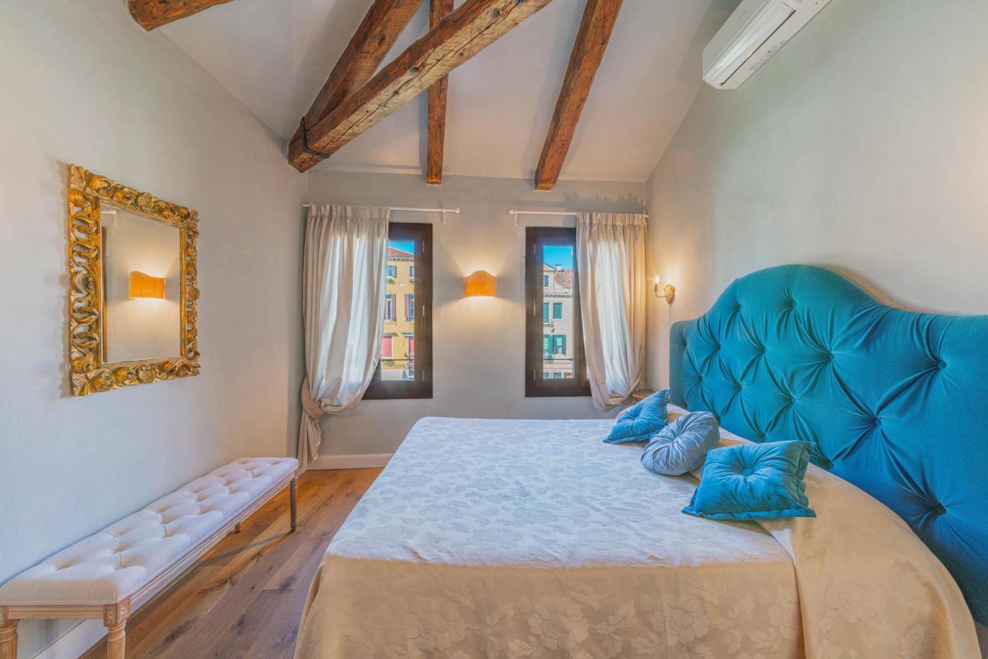 Casa Virginia Direct At The Canal Cannaregio With Own Roof Terrace Venise Extérieur photo