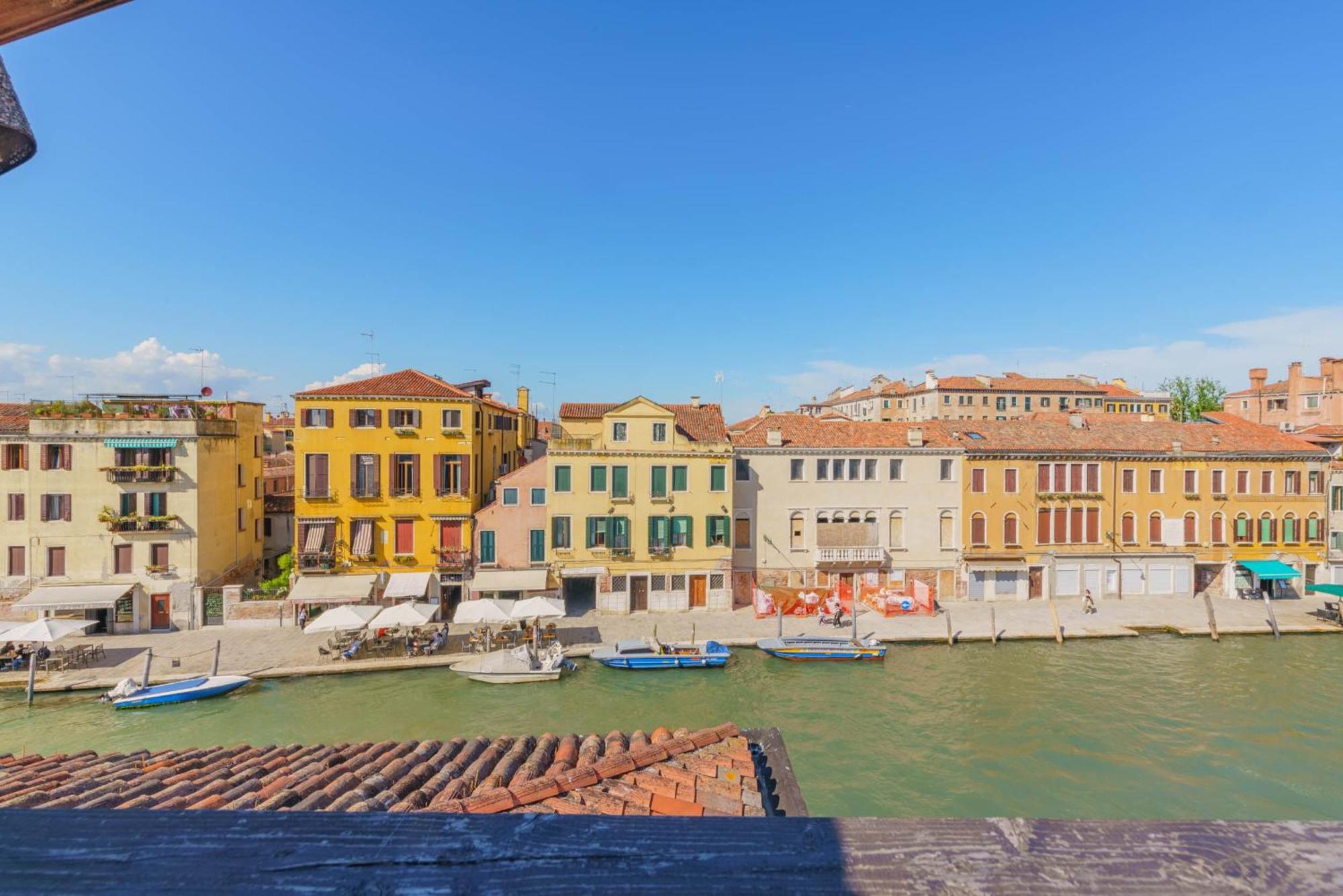 Casa Virginia Direct At The Canal Cannaregio With Own Roof Terrace Venise Extérieur photo